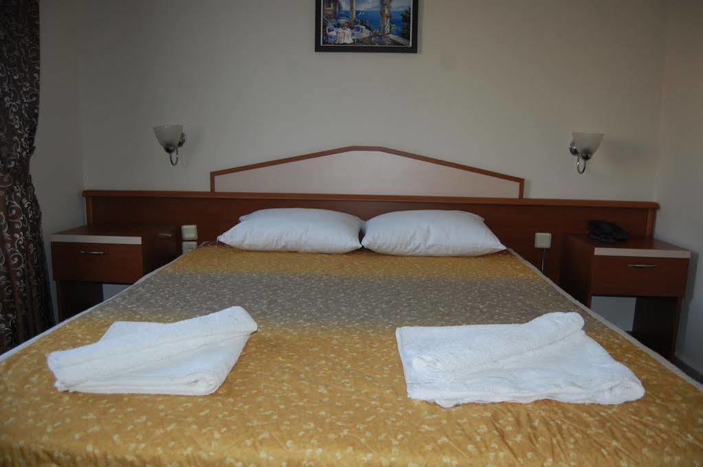 Irem Apart Hotel Marmaris Exterior photo